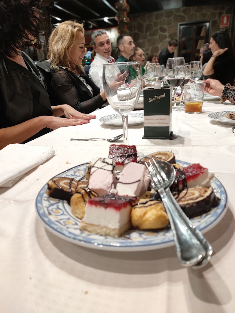 Restaurante Tragaldabas — Comida y bebida