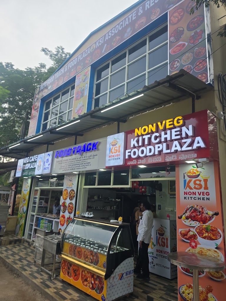 Ksi Associate Food Plaza Tadepalligudem