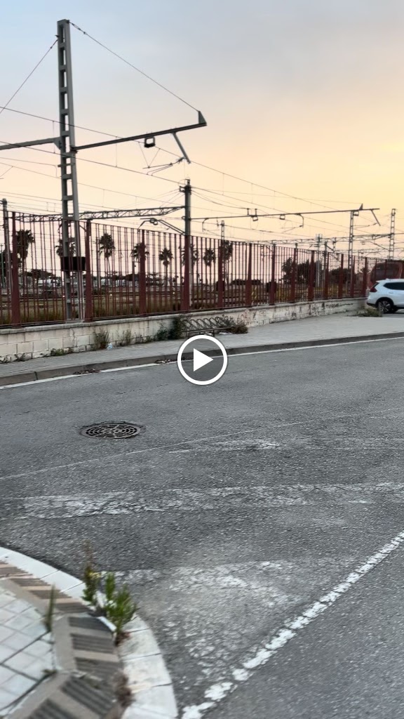 Parking RENFE Mataro — Videos