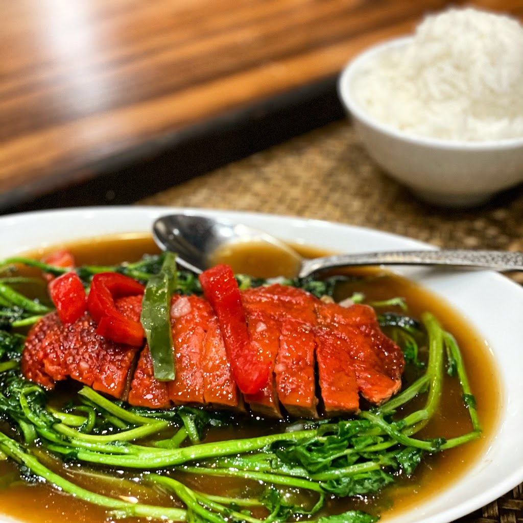 703 Thai Cuisine