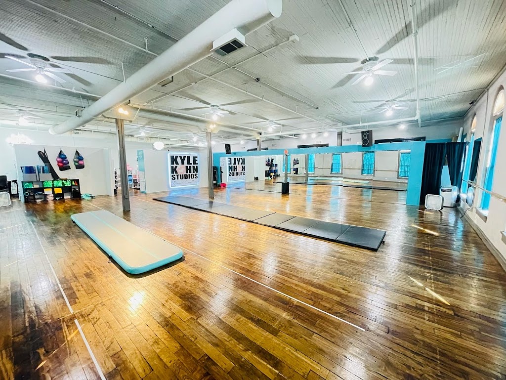  Kyle Kahn Studios Dance Excellence