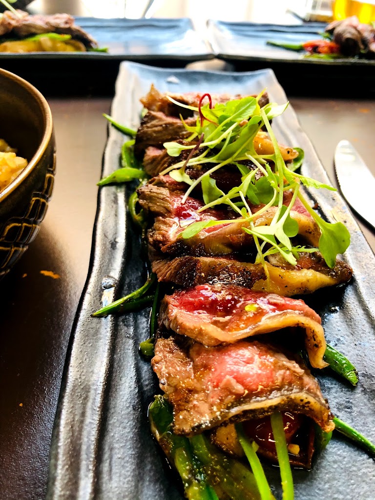 Deba Taberna Japonesa — Comida y bebida
