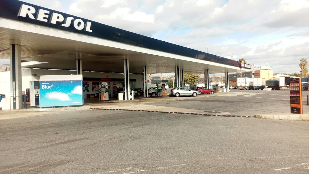 Estacion de Servicio Repsol — Exterior