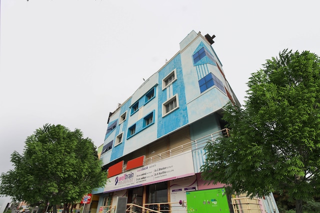 Hotel O Royal Residency