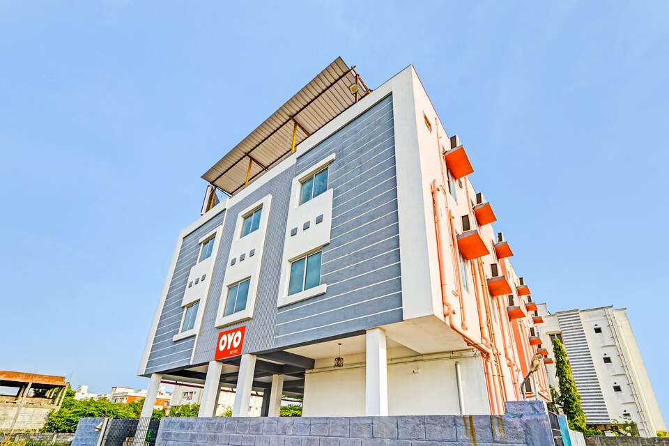 Hotel O Karapakkam Chennai