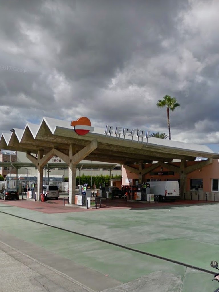 Estacion de Servicio Repsol — Estacion de servicio