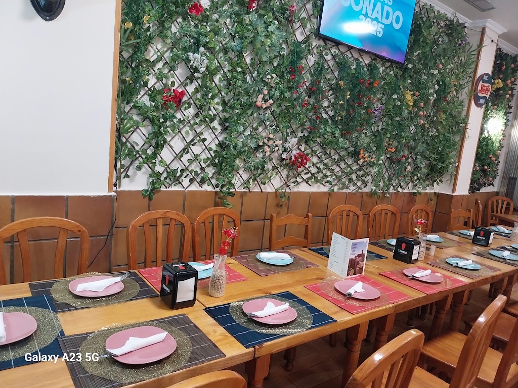 Bar Cafeteria Cerveceria Rincon Castellano — Ambiente