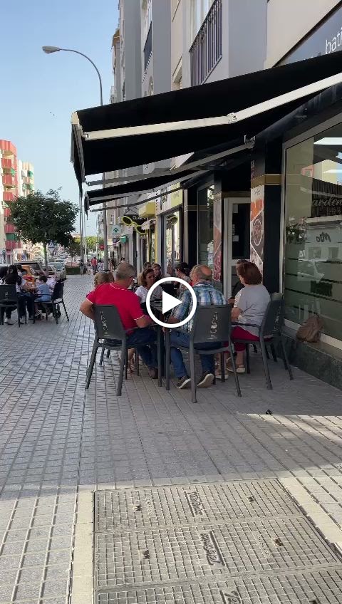 Gardenia Cafe y especialidad — Videos