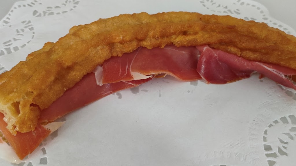Xurreria - Xocolateria - Cafeteria "El Capricho" — Comida y bebida