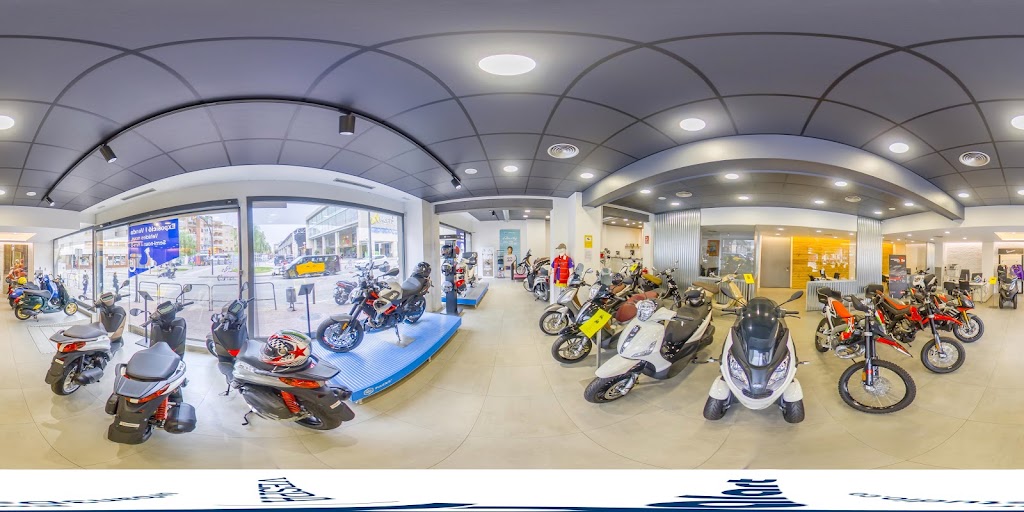 MOTOS BALART HOSPITALET | Concesionario y taller Piaggio, Vespa, Aprilia, Moto Guzzi — Interior