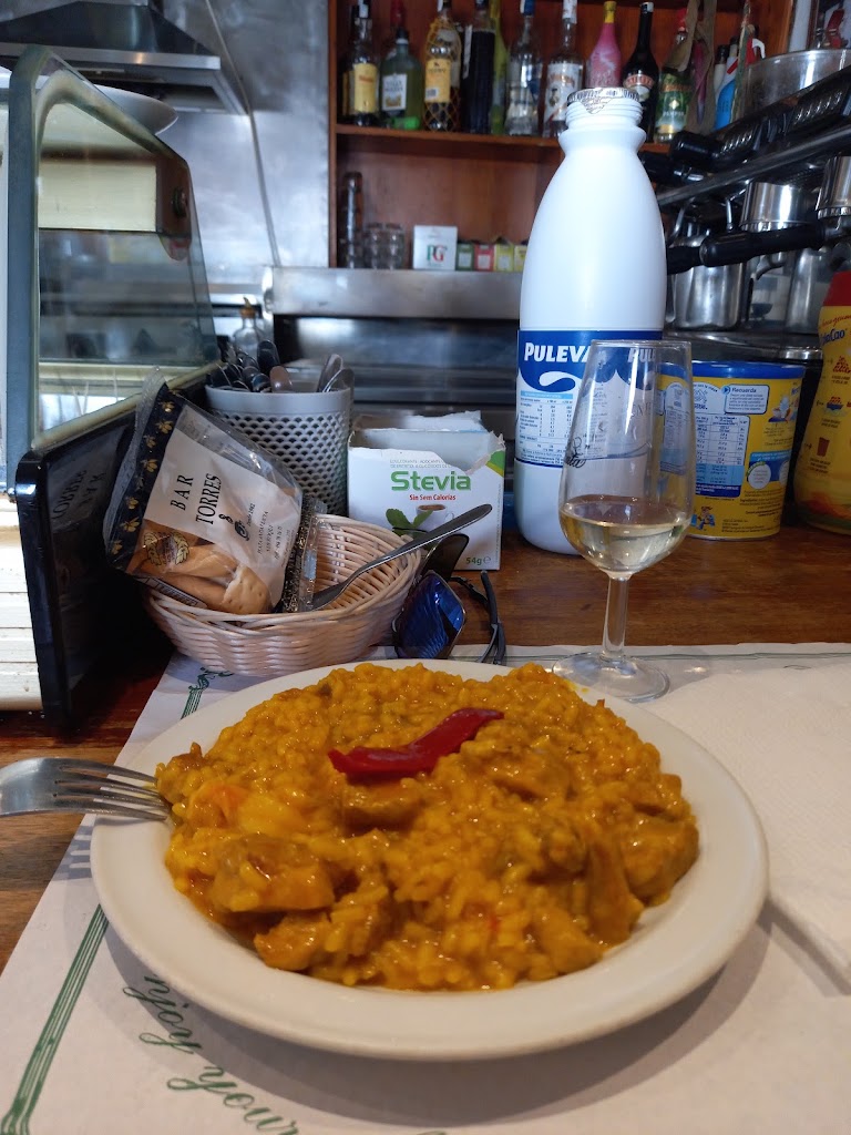 Bar Torres — Comida y bebida