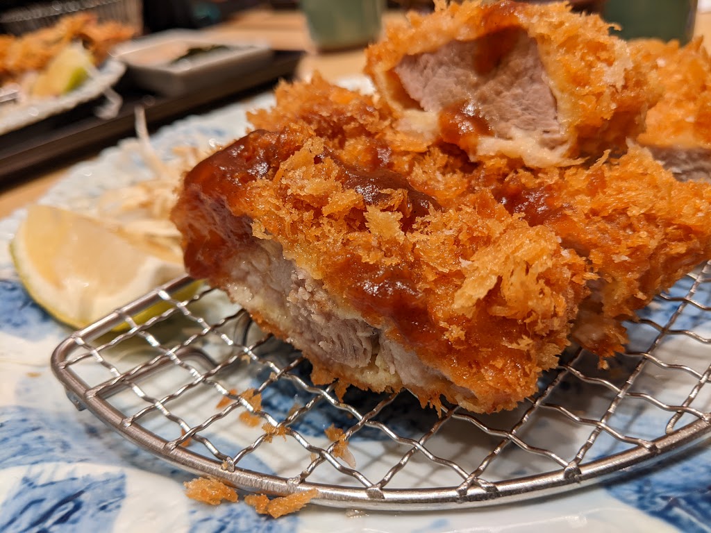 銀座杏子日式豬排-新莊宏匯店 的照片