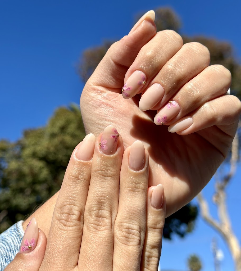 Laguna Nails & Spa - Laguna Beach, CA