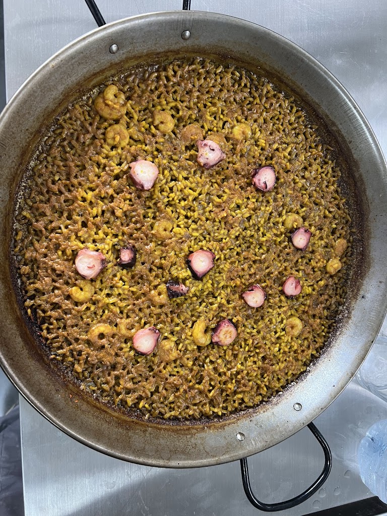 La Corveta - Terraza y Restaurante — Paella