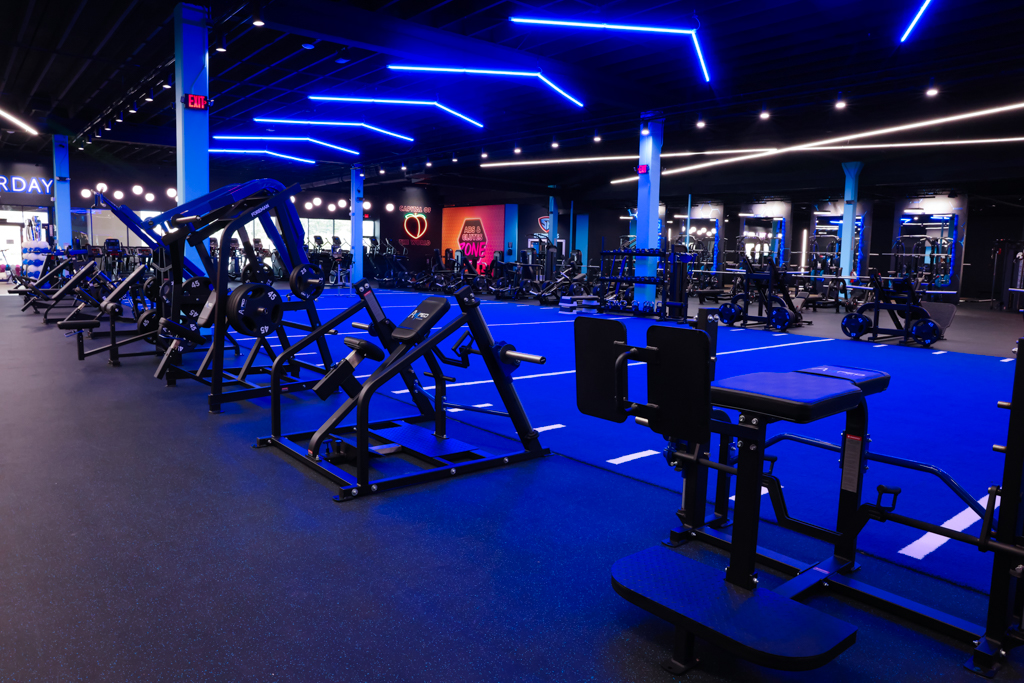  Amped Fitness (Westbury)
