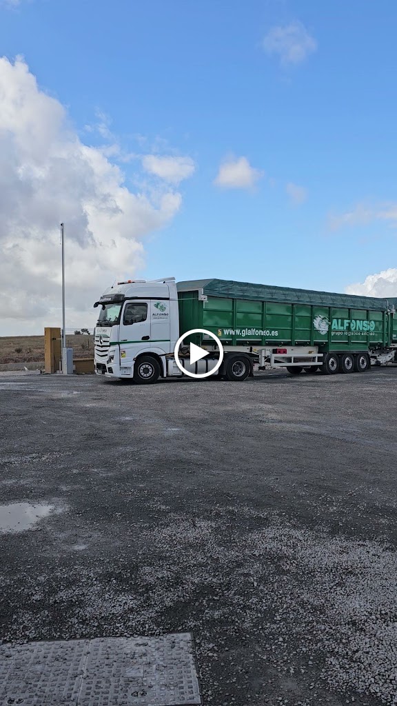 Campa Parking Mairena — Videos