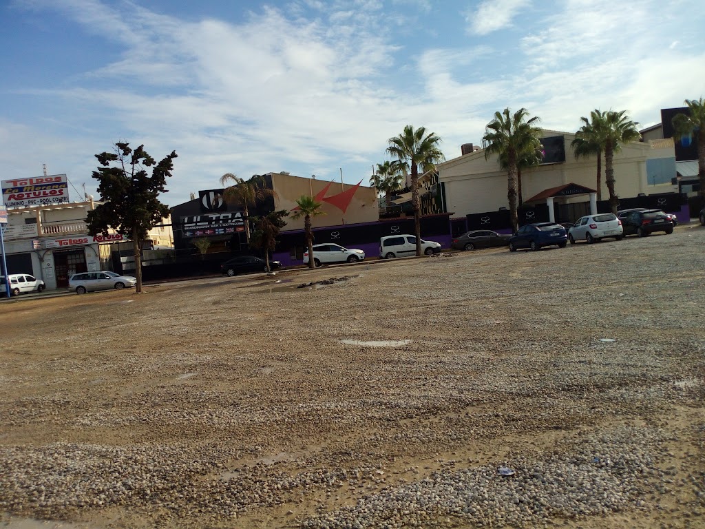 ULTRA Skandinavisk Bar & Nattklubb