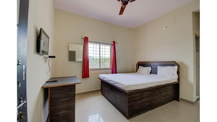 Spot On 47807 Hotel Manhi Palace