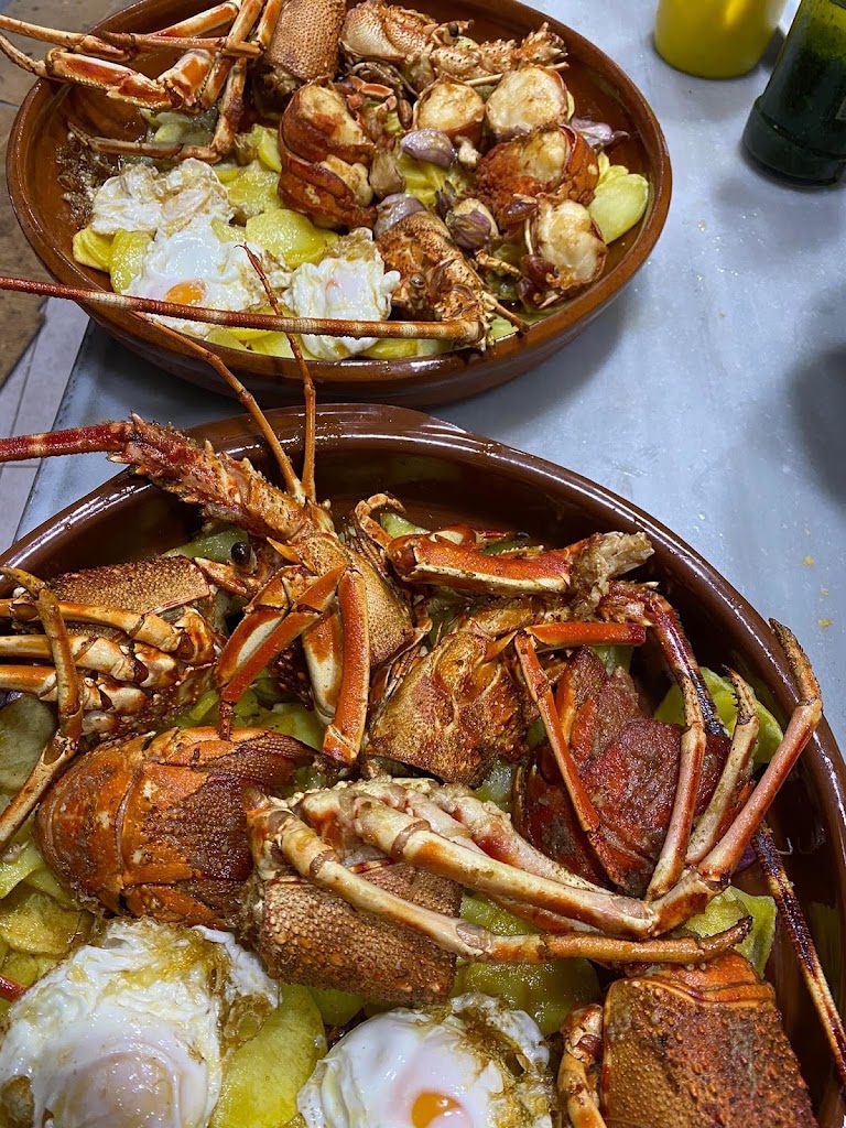 Casa Chiva — Comida y bebida