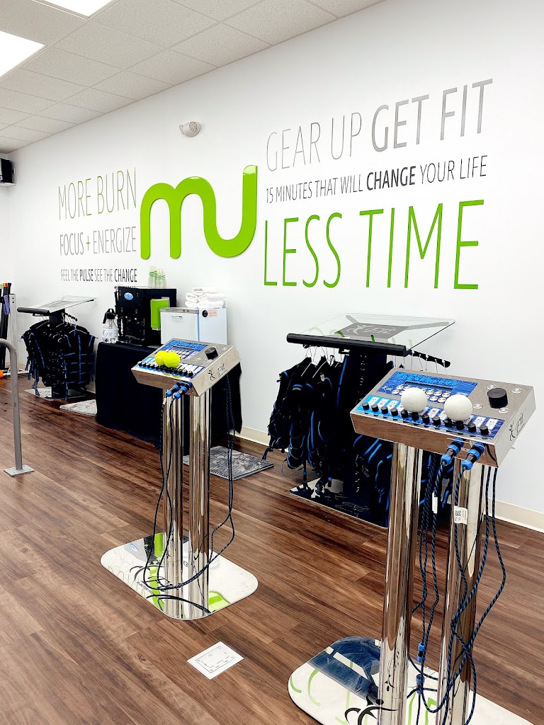  Manduu EMS Fitness Libertyville