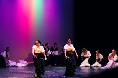 Escuela de Danza Clamores