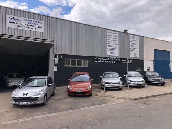 SOBRE RUEDAS MOTORS COMPRAVENTA DE VEHICULOS