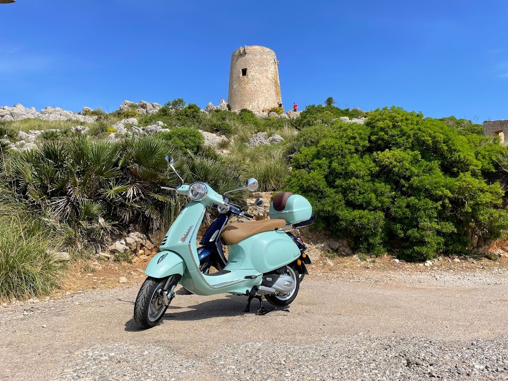microcost Rent a Car (rent a scooter alcudia)