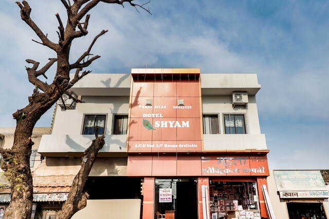 Oyo 66846 Hotel Shyam
