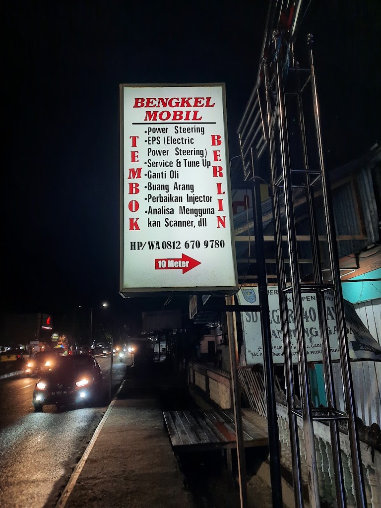 Bengkel Mobil Tembok Berlin