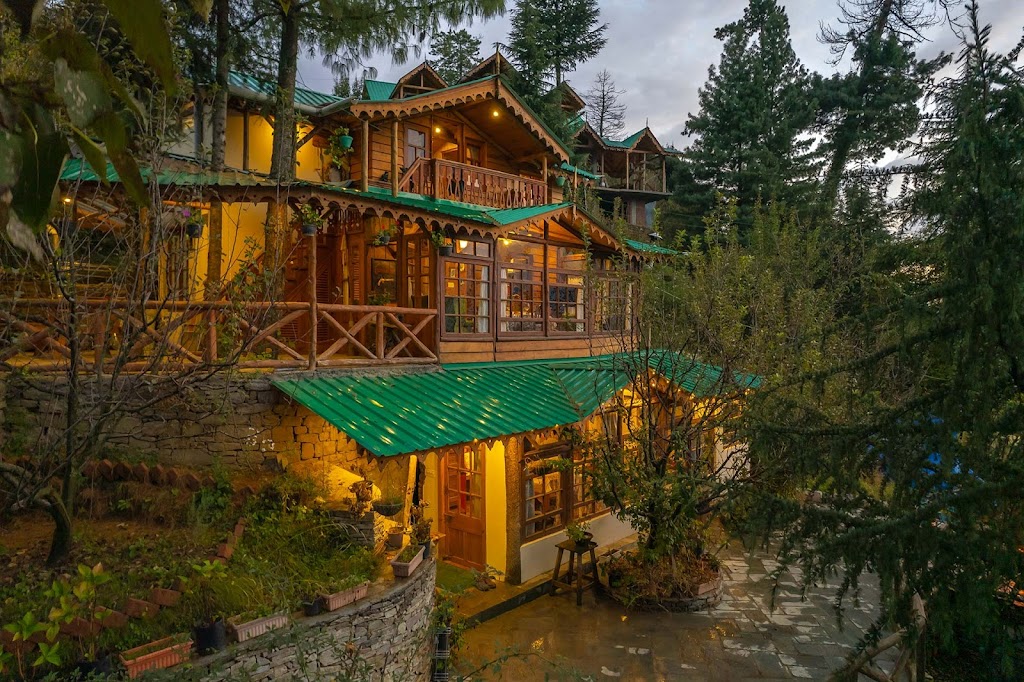 Stayvista At Rosemary Cottage In Manali 2 Bhk Luxury Holiday Home