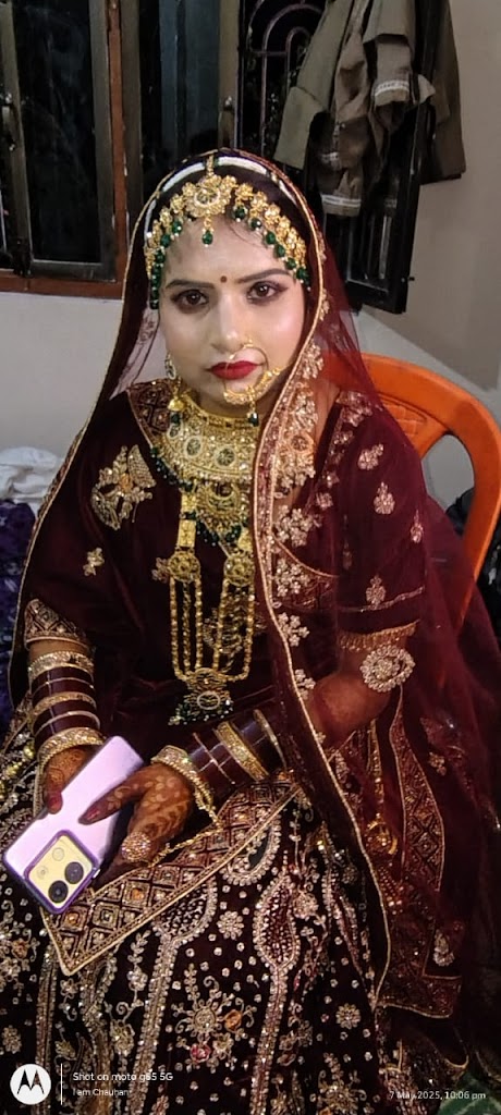 Geeta Professional Beauty Parlour Badagaon