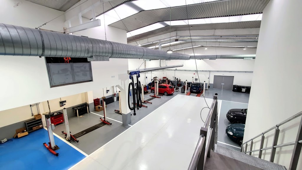 FixUp Gasteiz. Especialista BMWVitoria — Interior