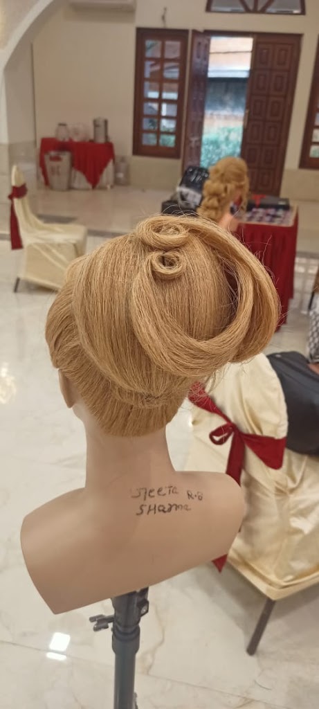 Parthavi Makeup Mantra