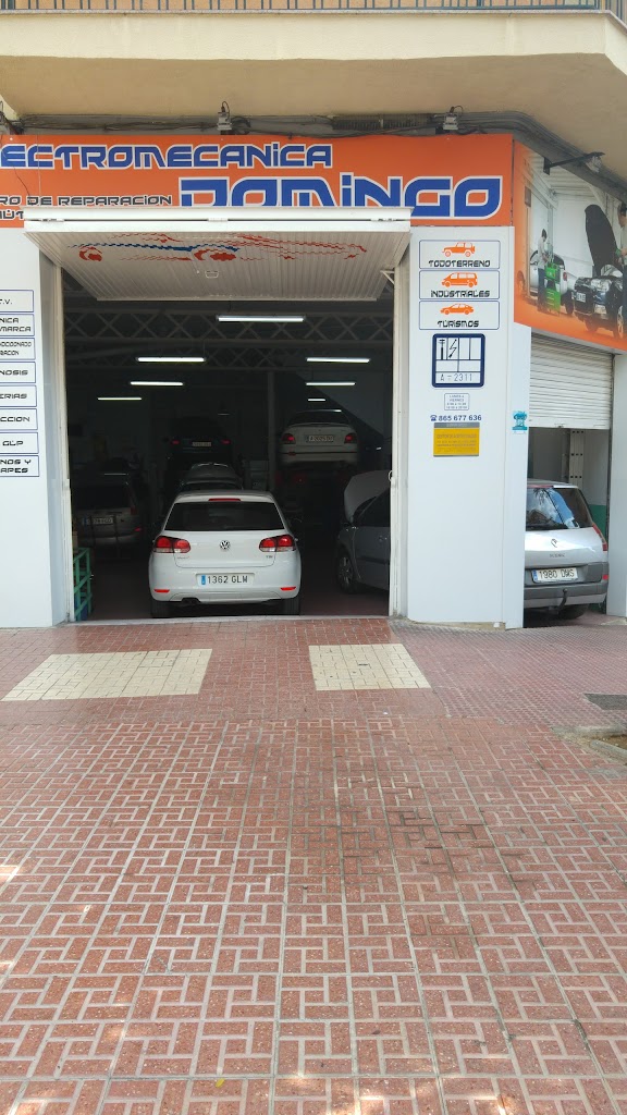ELECTROMECANICA DOMINGO — Exterior