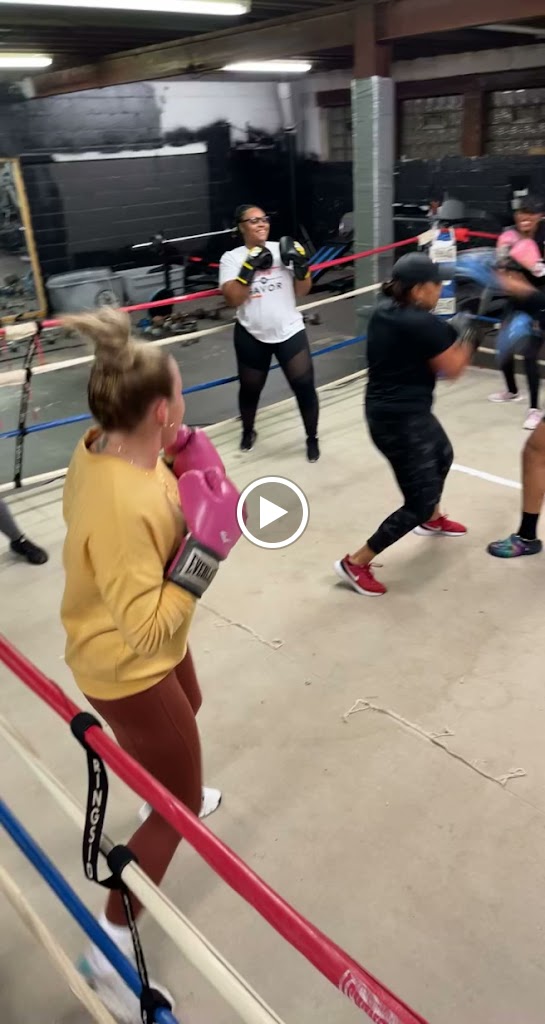  Star Status Boxing Mon Valley