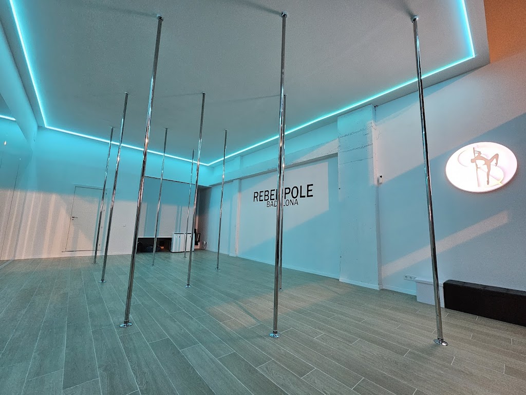 Rebel Pole Badalona