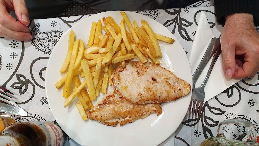 Bar Calatella — Comida y bebida