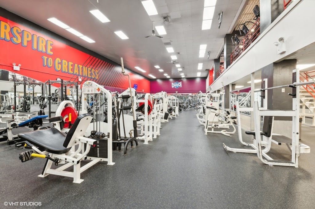  Crunch Fitness - Bensonhurst