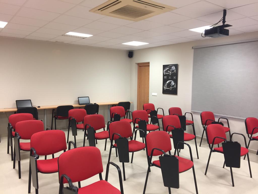 Autoescuela Ciutadella — Del propietario