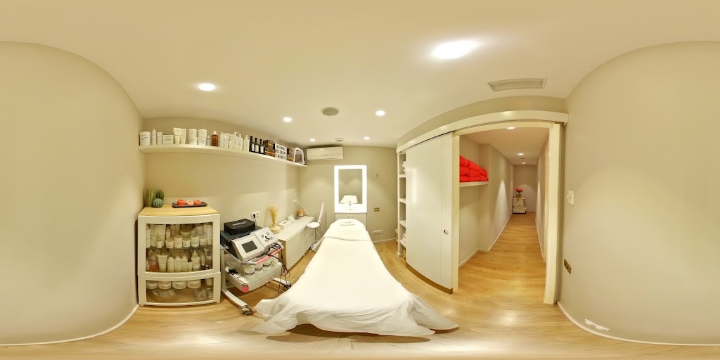 Quenna — Interior