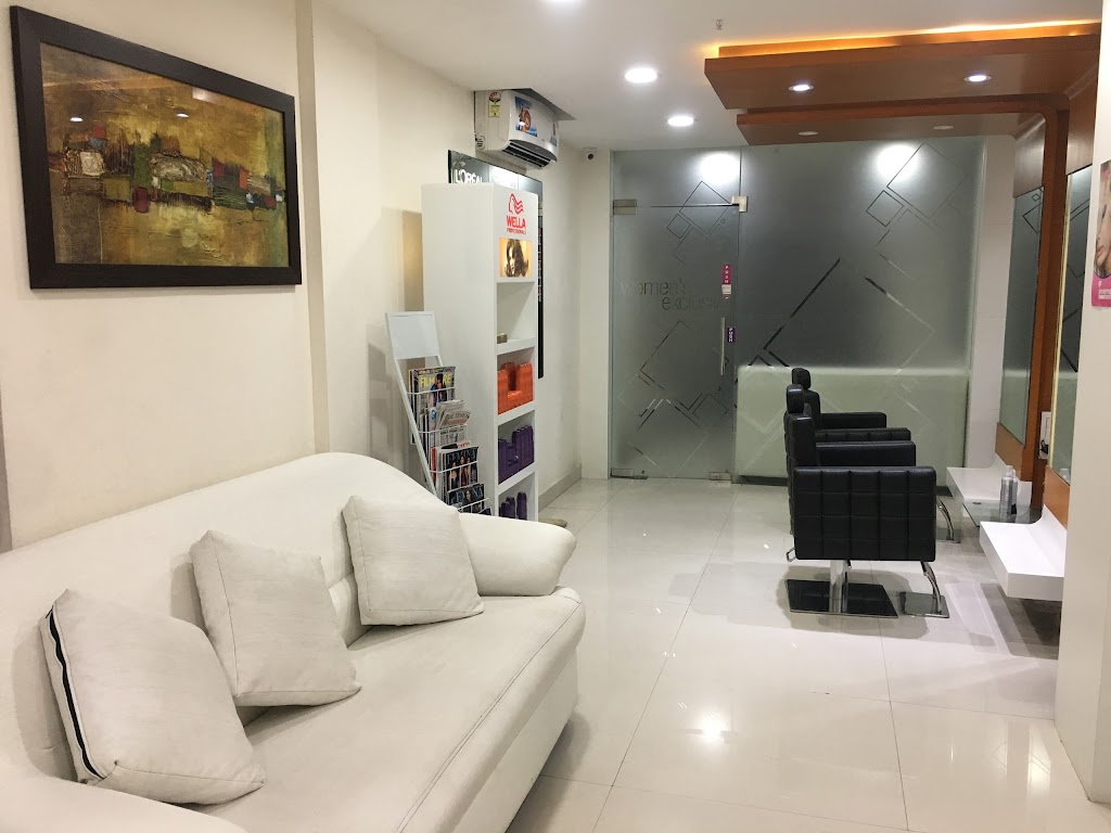 Naturals Salon Abids