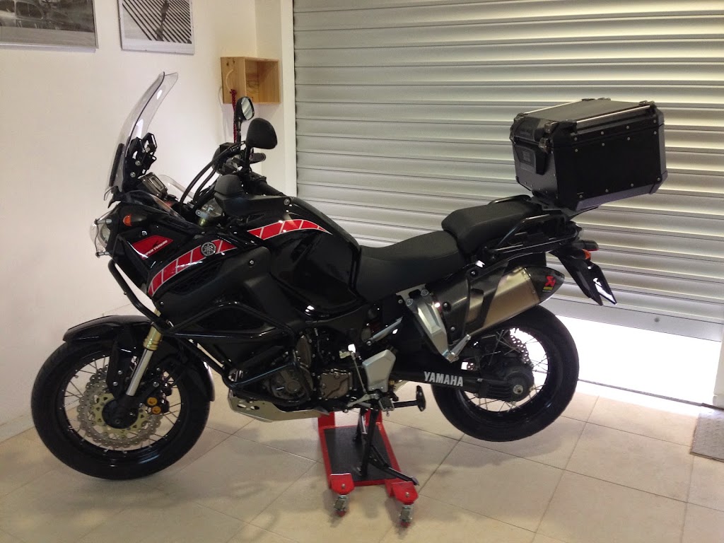 La Casa del Arbol - Comite Directivo.-