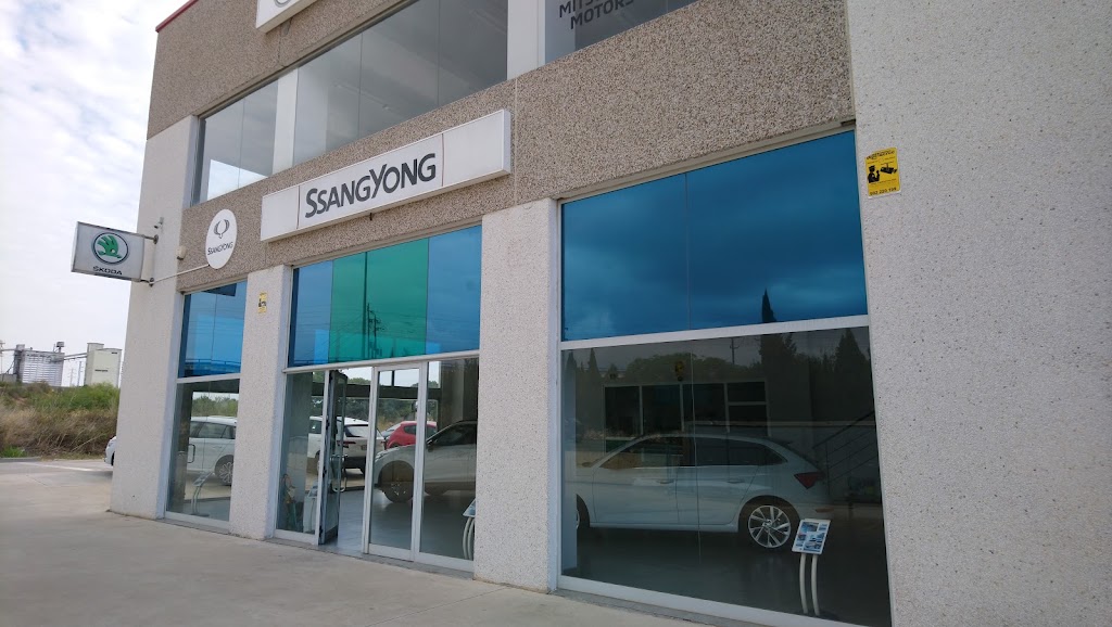 Auto Tallers Marti — Exterior