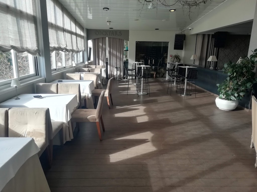 Restaurante Marbore (Madrid - Torrelodones) — Ambiente