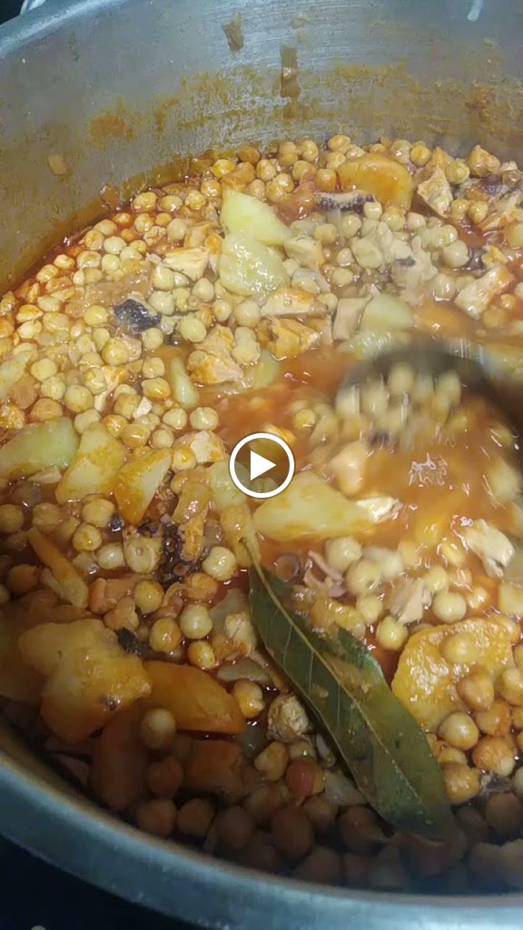 La Tanguela — Videos