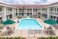 Motel 6 Baytown, TX - Garth Rd