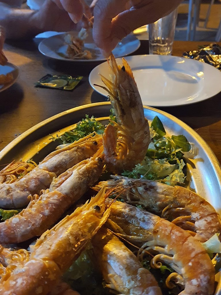 Bar Casa Jairo — Comida y bebida