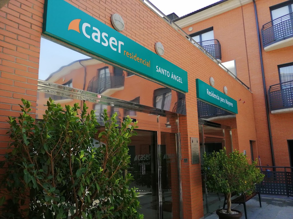 Caser Residencial Santo Angel — Del propietario