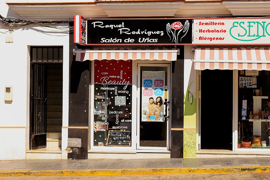 Raquel Rodriguez — Exterior