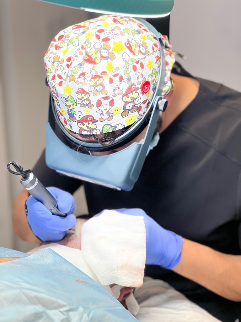 Dr Javier Casado - Trasplante Capilar y Medicina Estetica — Del propietario